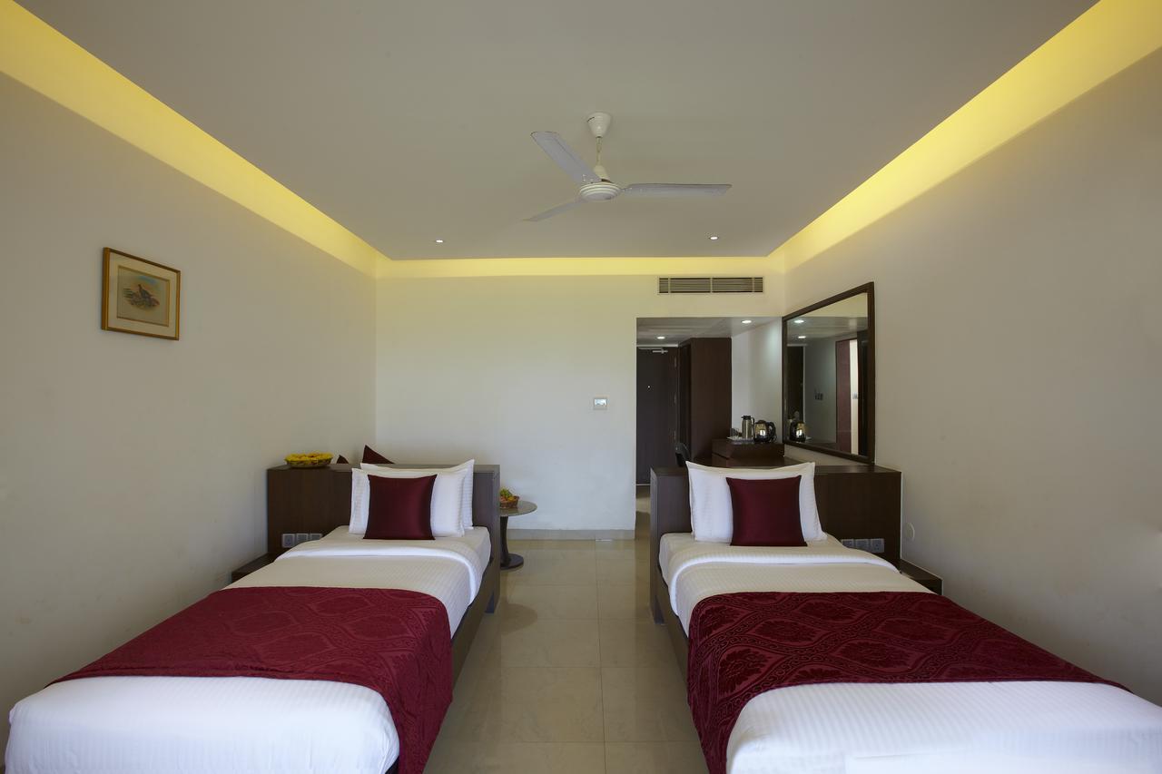 Rns Golf Resort & Nature Cure Centre Māvalli Εξωτερικό φωτογραφία